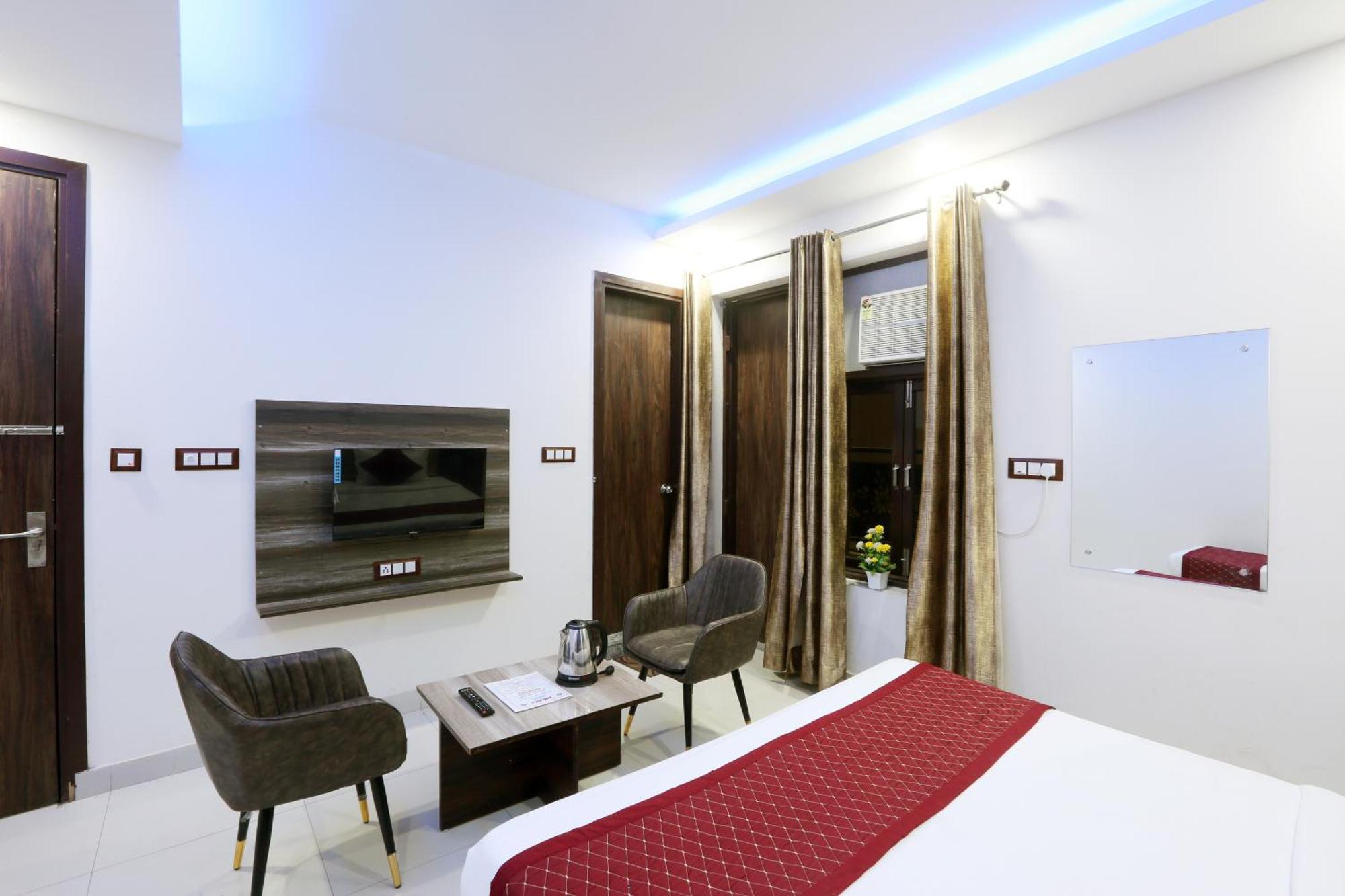 Oaks Inn Plaza Delhi Airport New Delhi Exteriör bild