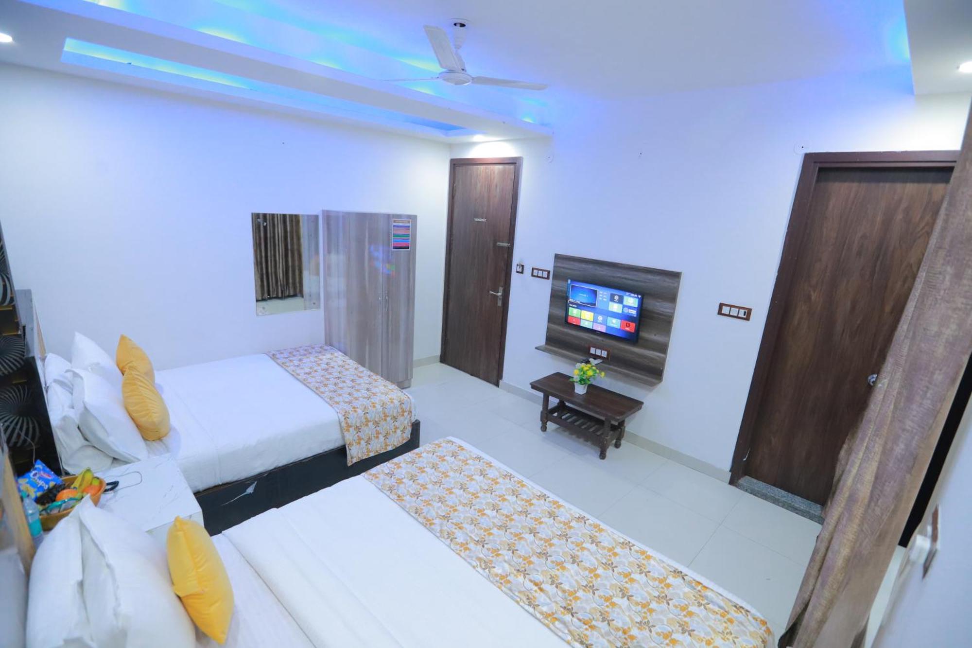 Oaks Inn Plaza Delhi Airport New Delhi Exteriör bild